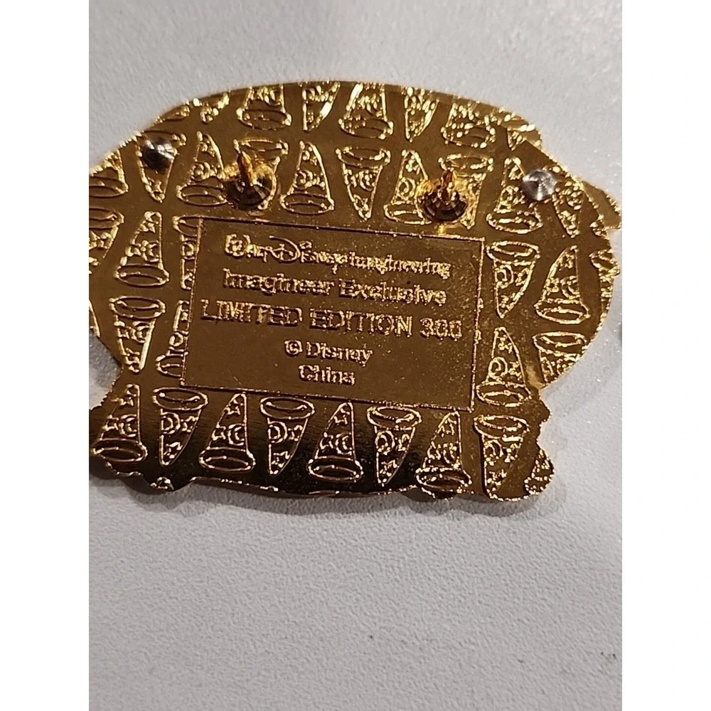 Disney error pin